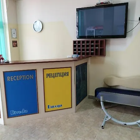 Отель Femili Hotel Diveda 2*