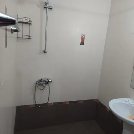 Femili Hotel Diveda Свети-Влас