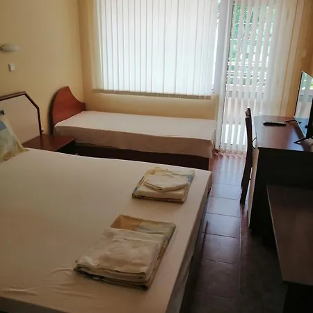 Отель Femili Hotel Diveda Свети-Влас