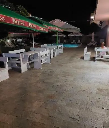 Femili Hotel Diveda 2* Свети-Влас