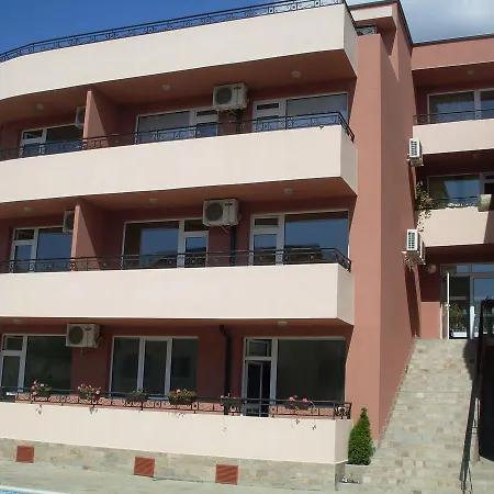 Femili Hotel Diveda 2*