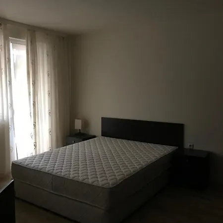 Femili Hotel Diveda Свети-Влас