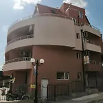 Femili Diveda Hotel Święty Włas