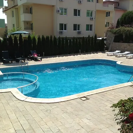 Hotel Femili Diveda 2*
