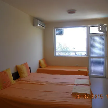 Hotell Femili Diveda