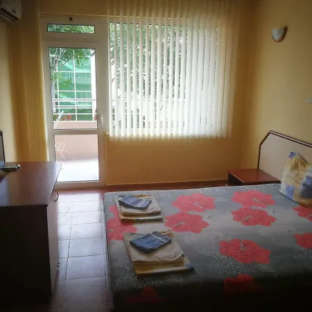 Femili Diveda Hotell